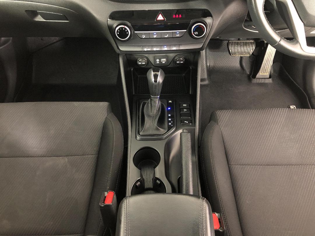 Photo '18' of Hyundai Tucson Photo '18' of Hyundai Tucson