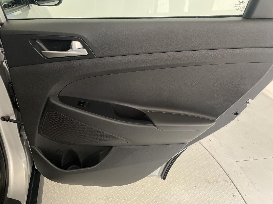 Photo '19' of Hyundai Tucson