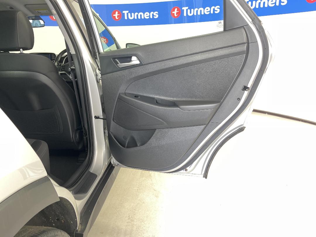 Photo '19' of Hyundai Tucson Photo '19' of Hyundai Tucson