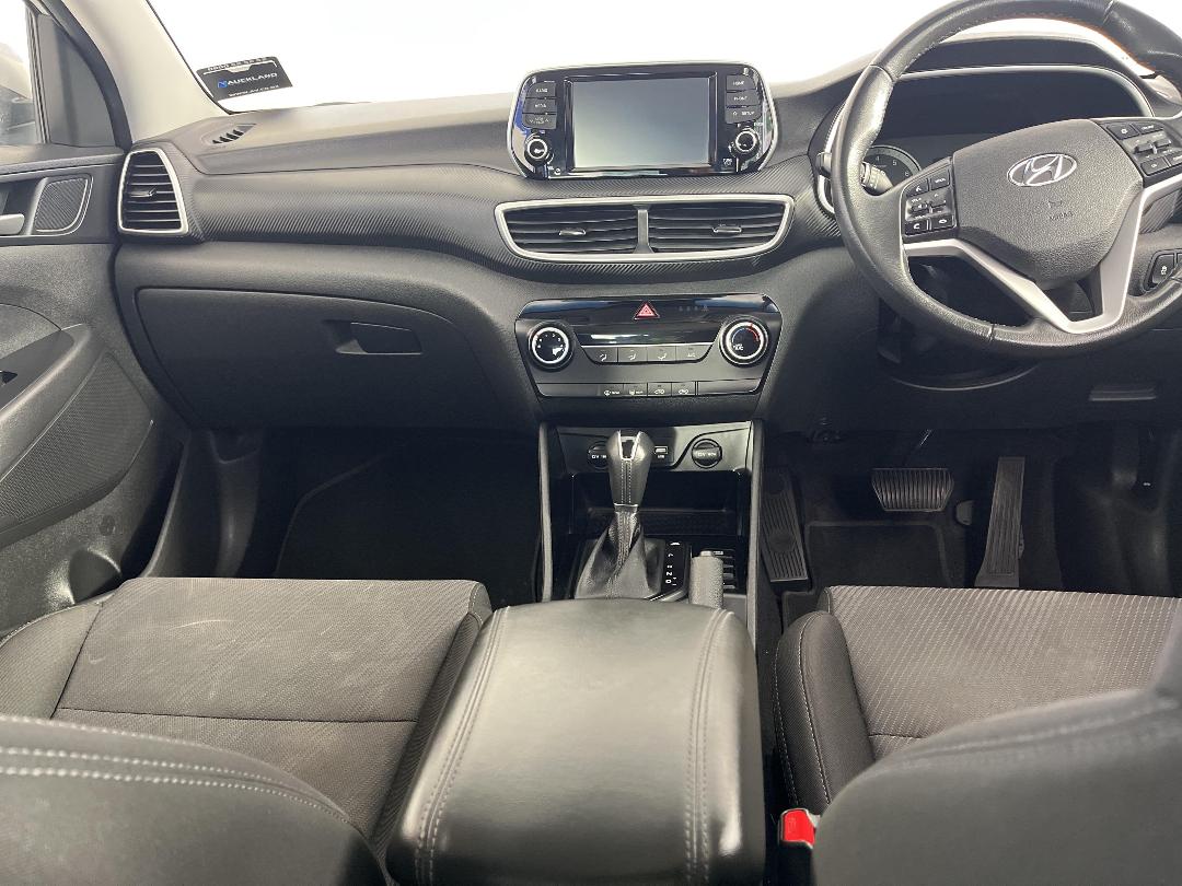 Photo '18' of Hyundai Tucson Photo '18' of Hyundai Tucson