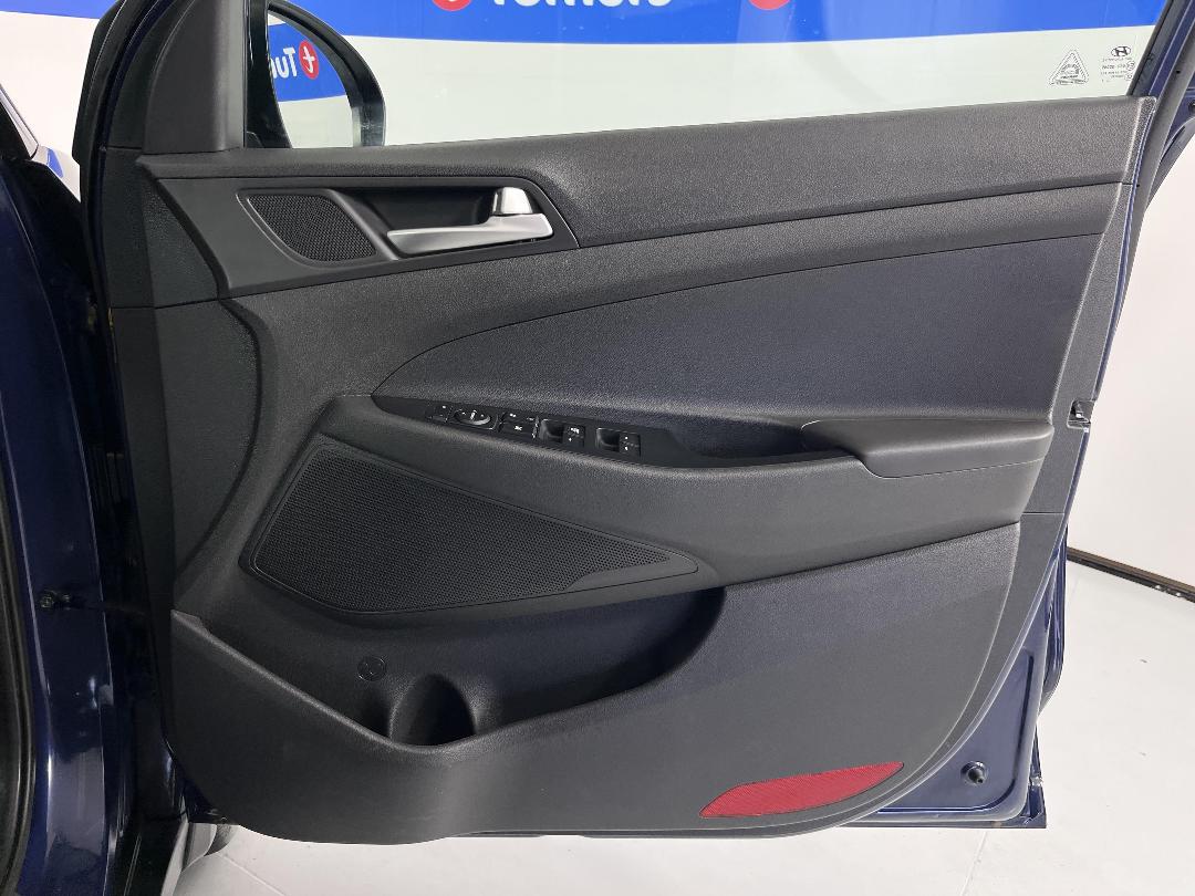 Photo '15' of Hyundai Tucson Photo '15' of Hyundai Tucson