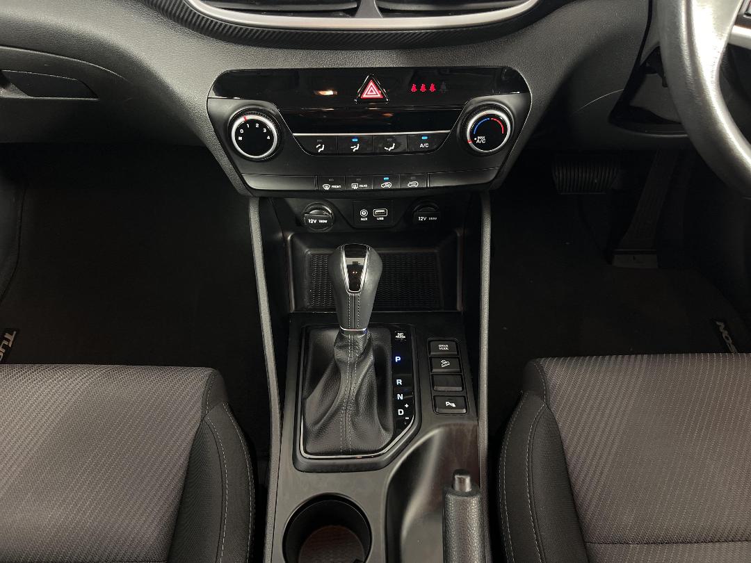 Photo '18' of Hyundai Tucson Photo '18' of Hyundai Tucson