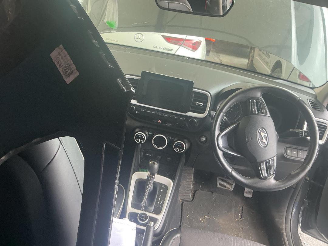 Photo '19' of Hyundai Venue Photo '19' of Hyundai Venue