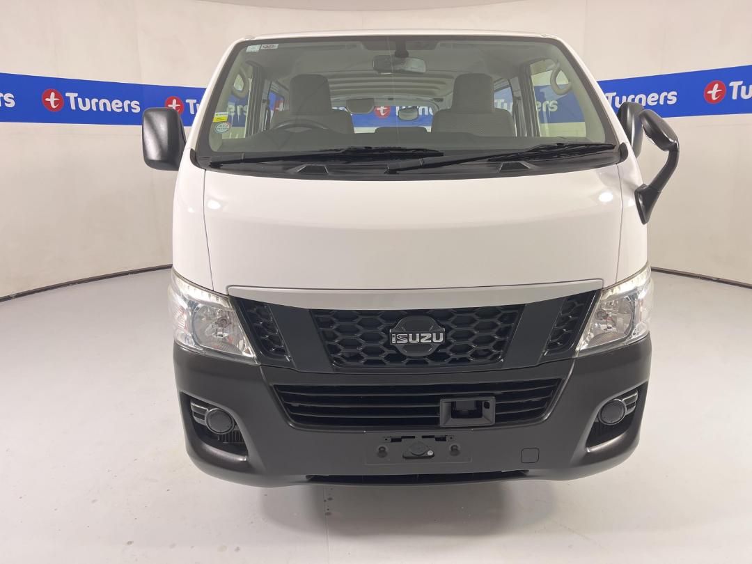 Photo '2' of Isuzu Como