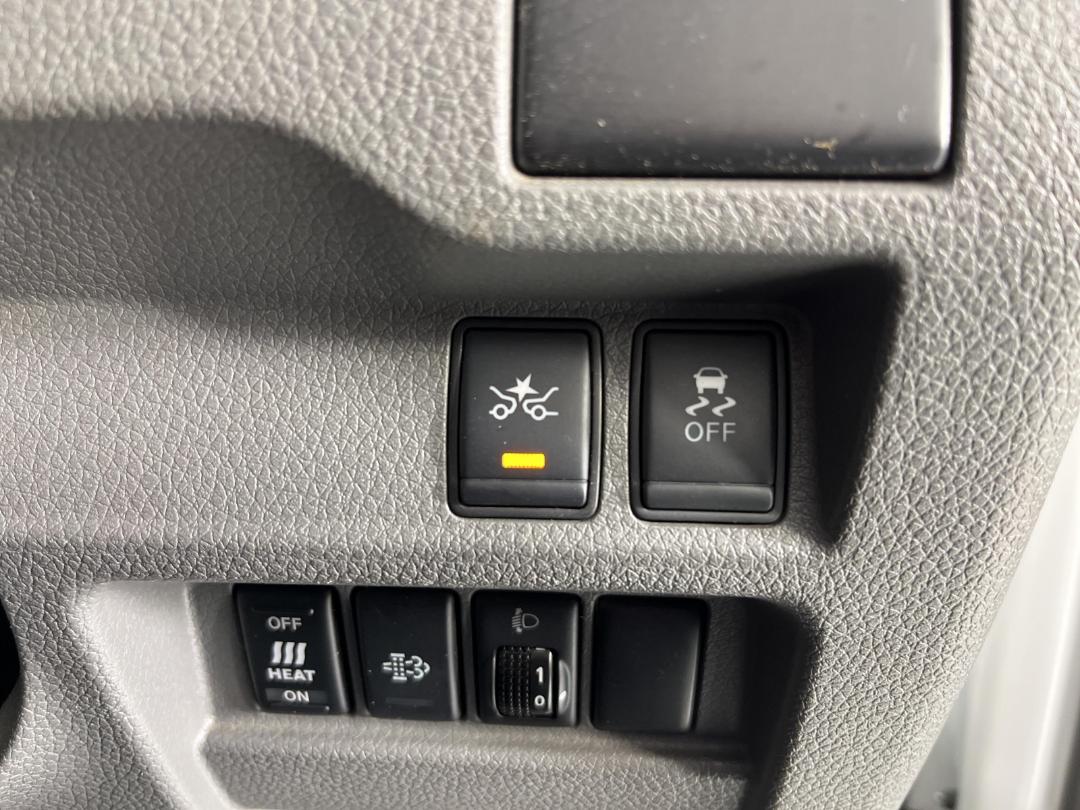 Photo '23' of Isuzu Como