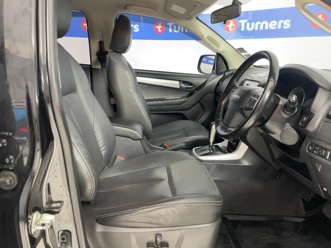 Photo '16' of Isuzu D-MAX