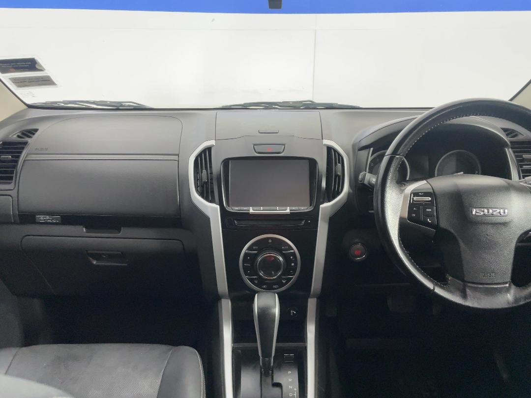 Photo '17' of Isuzu D-MAX