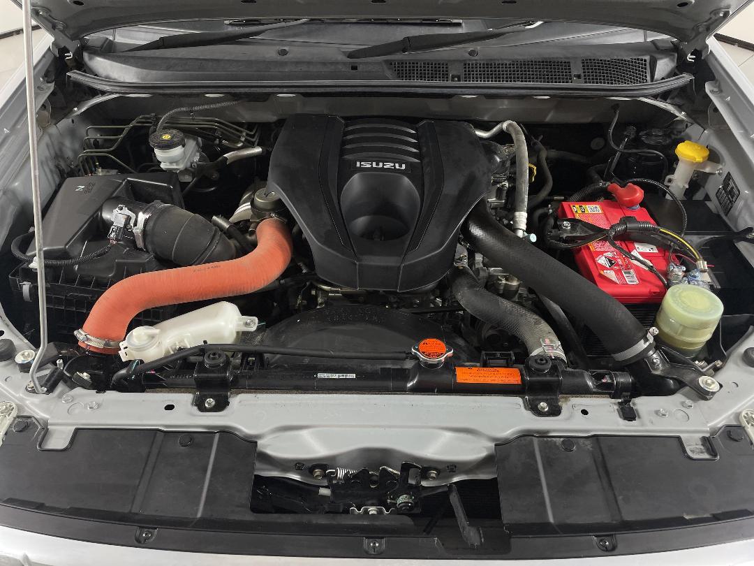 Photo '13' of Isuzu D-MAX Photo '13' of Isuzu D-MAX