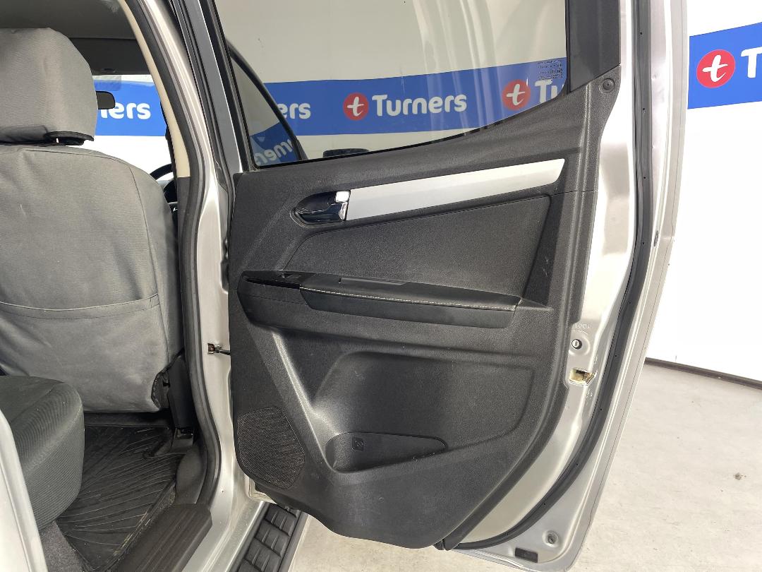 Photo '19' of Isuzu D-MAX Photo '19' of Isuzu D-MAX