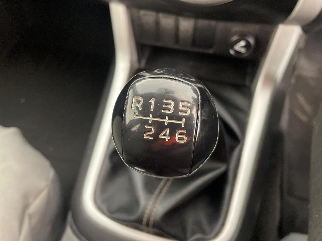 Photo '26' of Isuzu D-MAX Photo '26' of Isuzu D-MAX