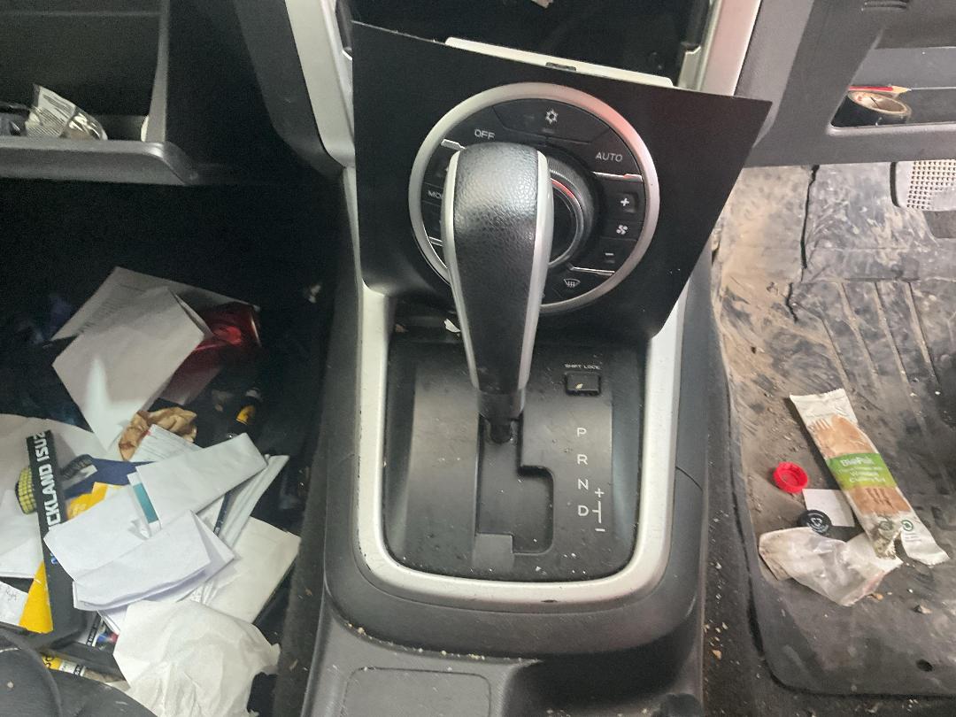 Photo '12' of Isuzu D-MAX LS DC Photo '12' of Isuzu D-MAX LS DC