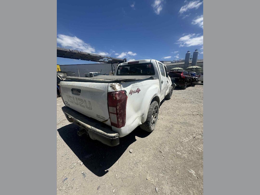 Photo '4' of Isuzu D-MAX LX DC Photo '4' of Isuzu D-MAX LX DC