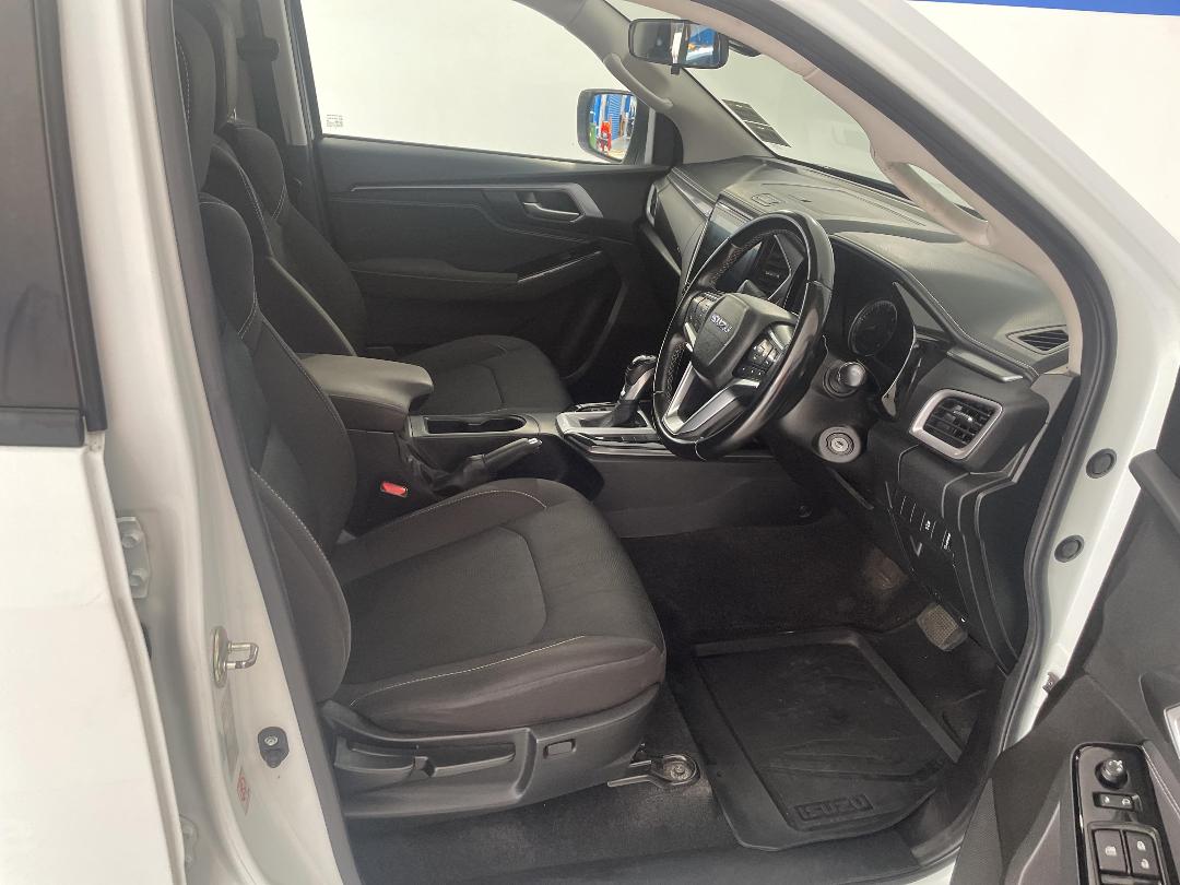 Photo '16' of Isuzu D-MAX