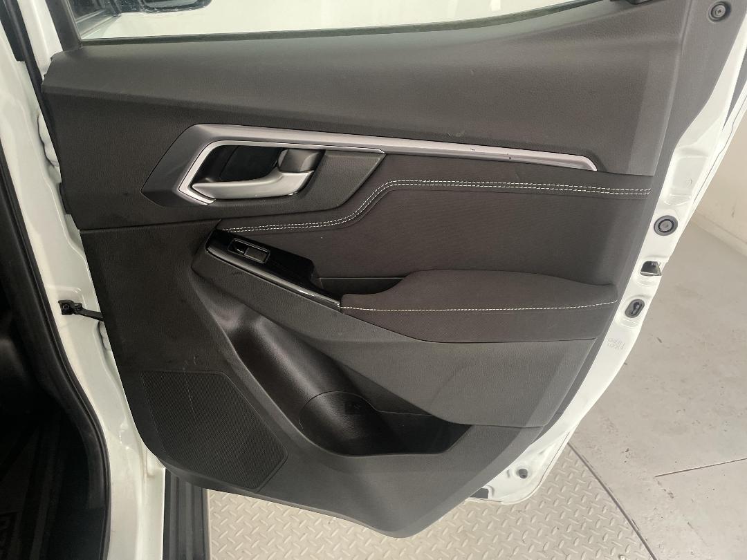 Photo '19' of Isuzu D-MAX