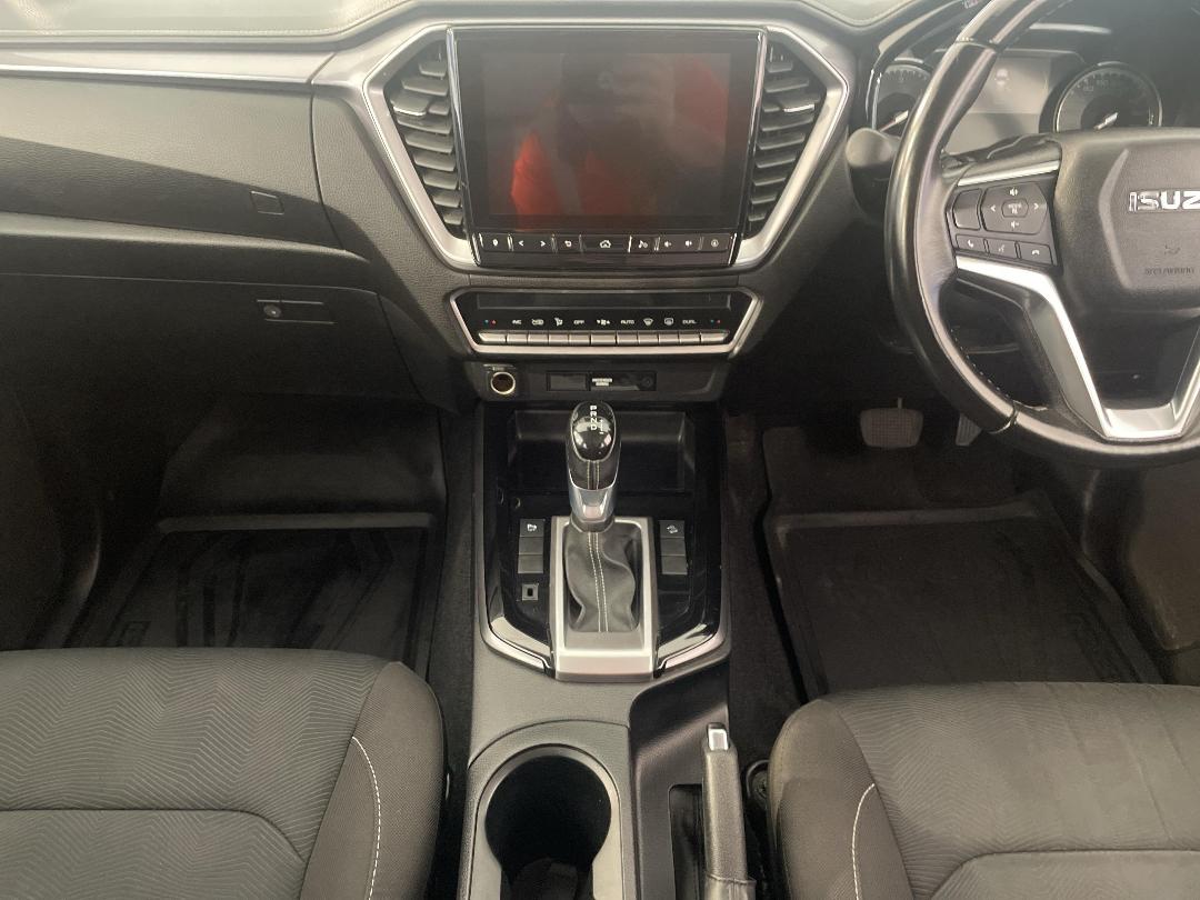 Photo '18' of Isuzu D-MAX