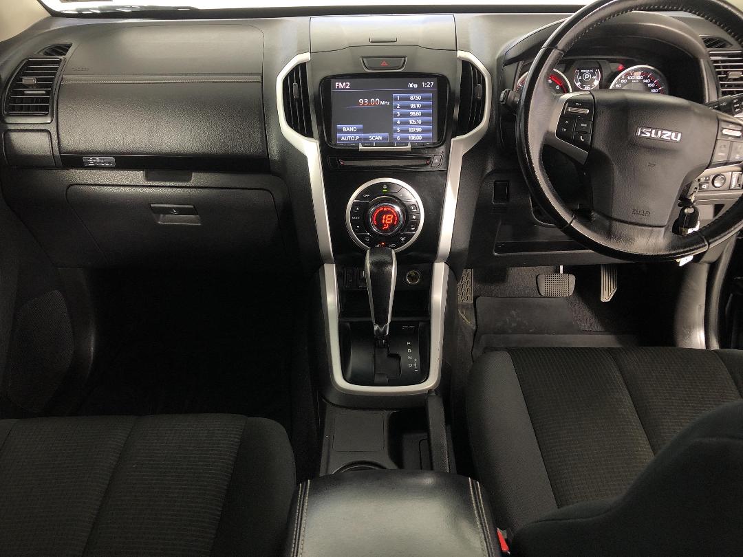 Photo '17' of Isuzu D-MAX