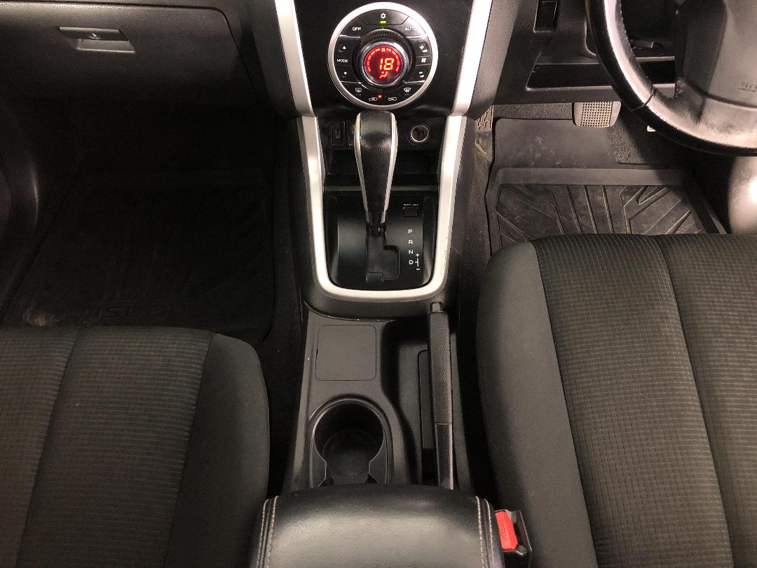 Photo '18' of Isuzu D-MAX