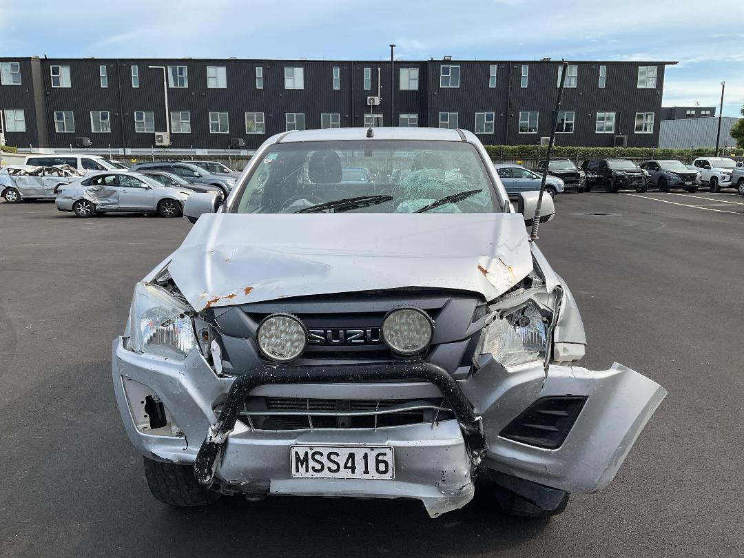 Photo '6' of Isuzu D-MAX LX Space