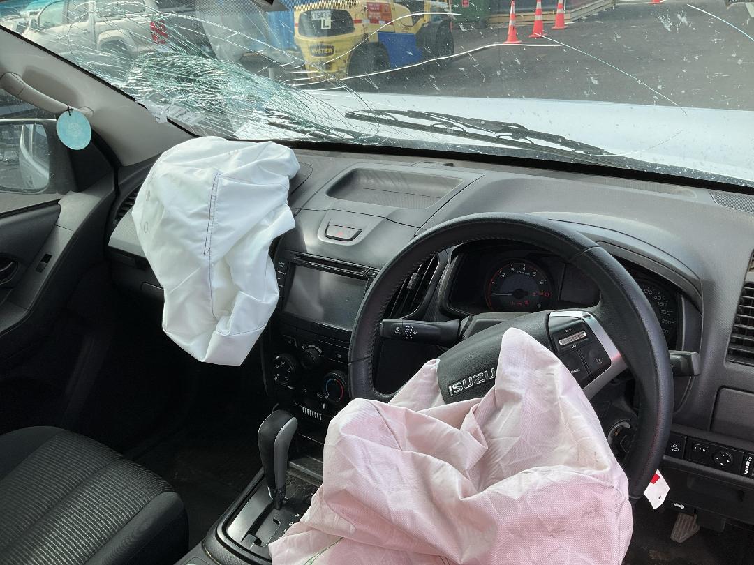 Photo '14' of Isuzu D-MAX LX Space