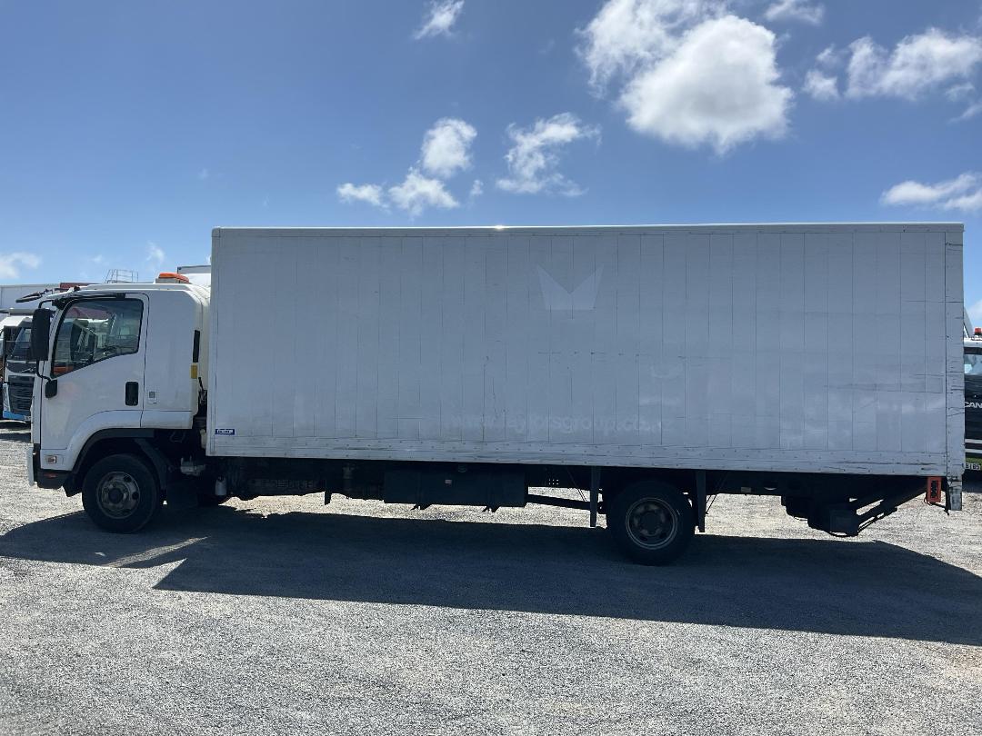 Photo '6' of Isuzu F Series FRR600 Box Body Photo '6' of Isuzu F Series FRR600 Box Body