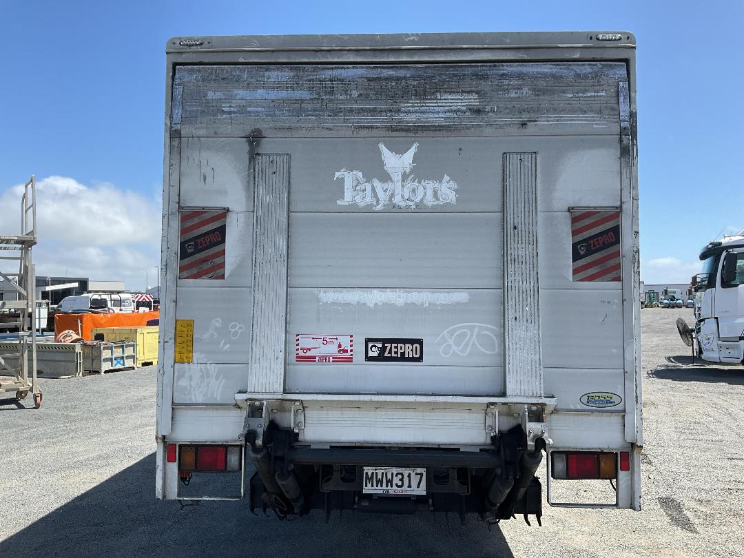 Photo '5' of Isuzu F Series FRR600 Box Body Photo '5' of Isuzu F Series FRR600 Box Body