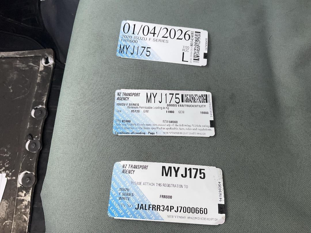 Photo '32' of Isuzu F Series FRR600 Box Body