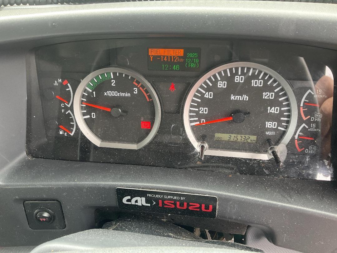 Photo '15' of Isuzu F Series FRR600 Box Body