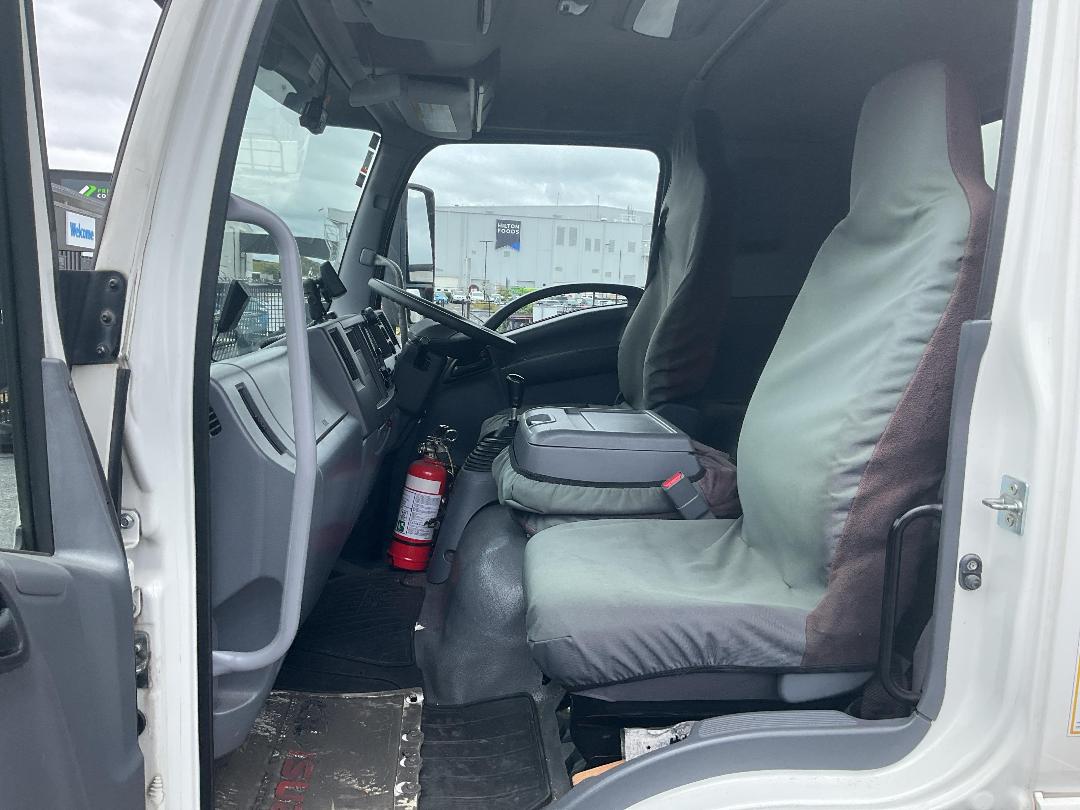 Photo '22' of Isuzu F Series FRR600 Box Body