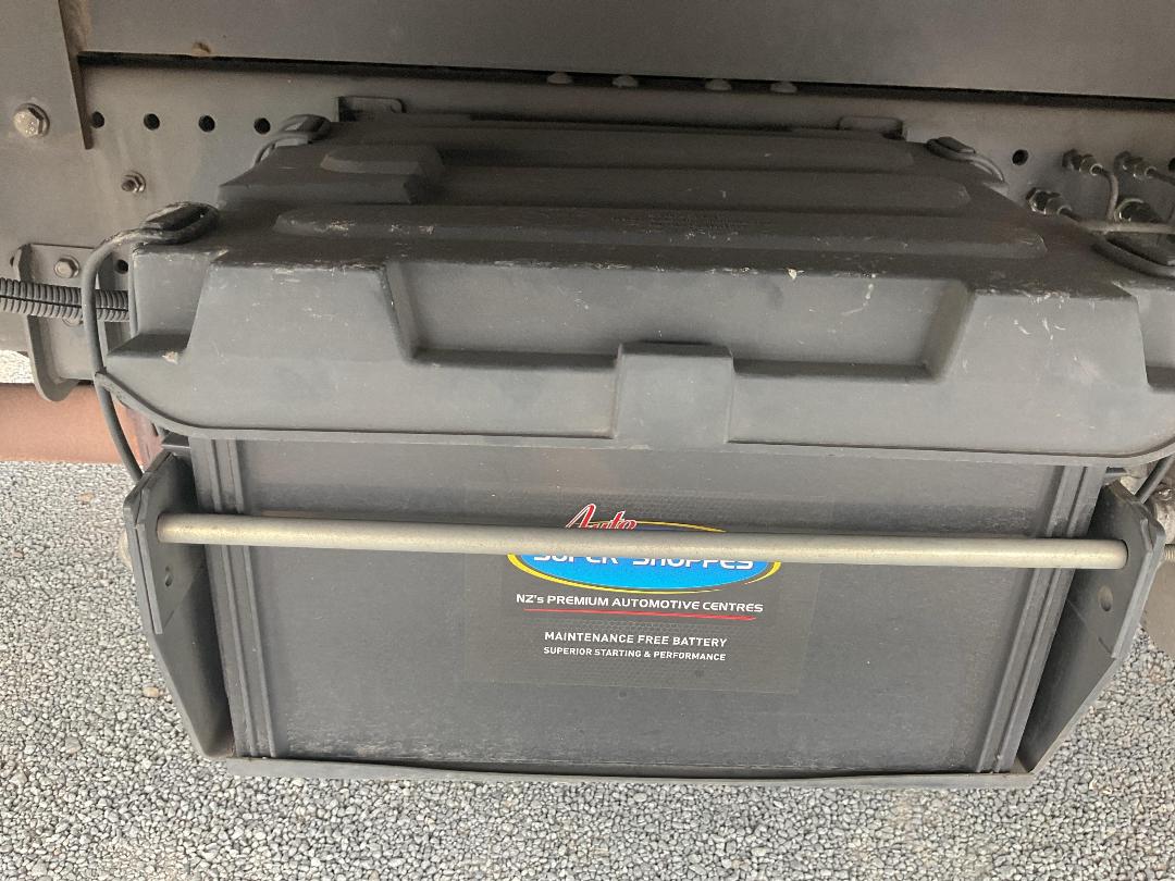 Photo '27' of Isuzu F Series FRR600 Box Body