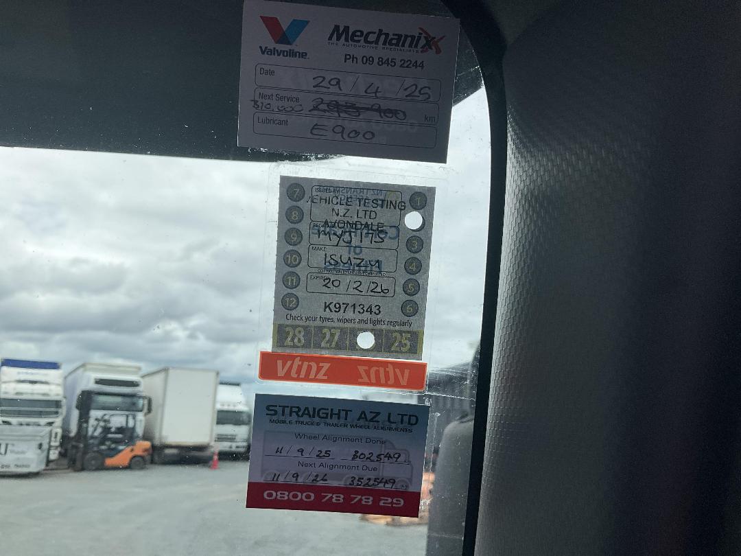 Photo '33' of Isuzu F Series FRR600 Box Body