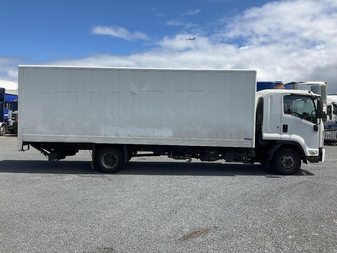 Photo '3' of Isuzu F Series FRR600 Box Body