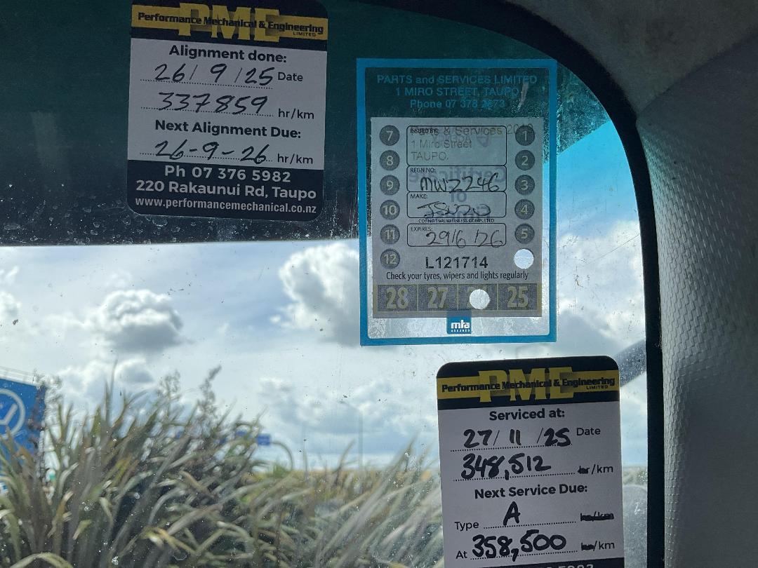 Photo '46' of Isuzu F Series FRR500 Sweeper Truck