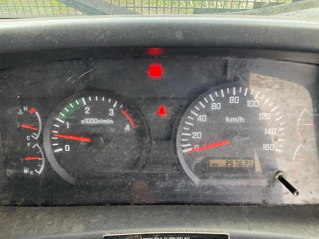 Photo '15' of Isuzu F Series FRR500 Sweeper Truck