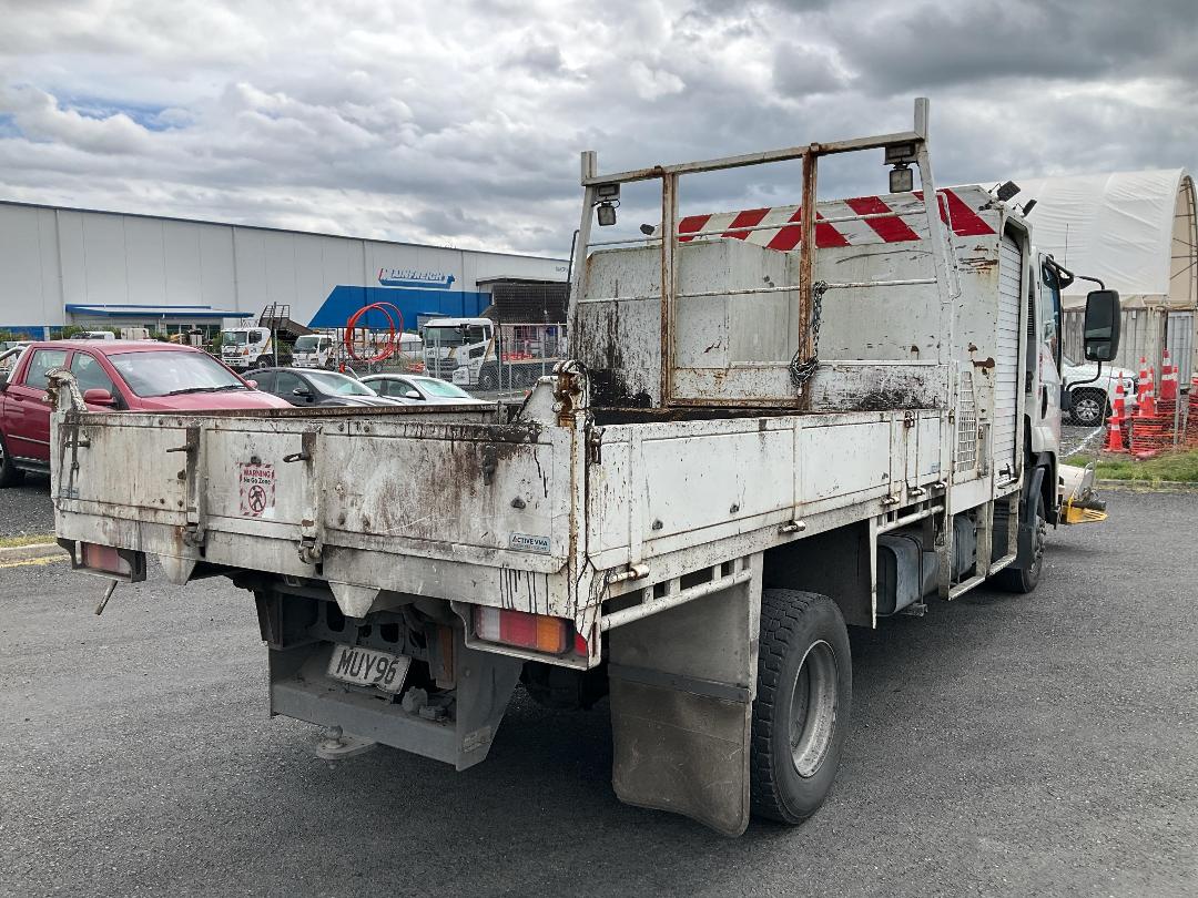 Photo '5' of Isuzu F Series FRR500 Sweeper Truck Photo '5' of Isuzu F Series FRR500 Sweeper Truck