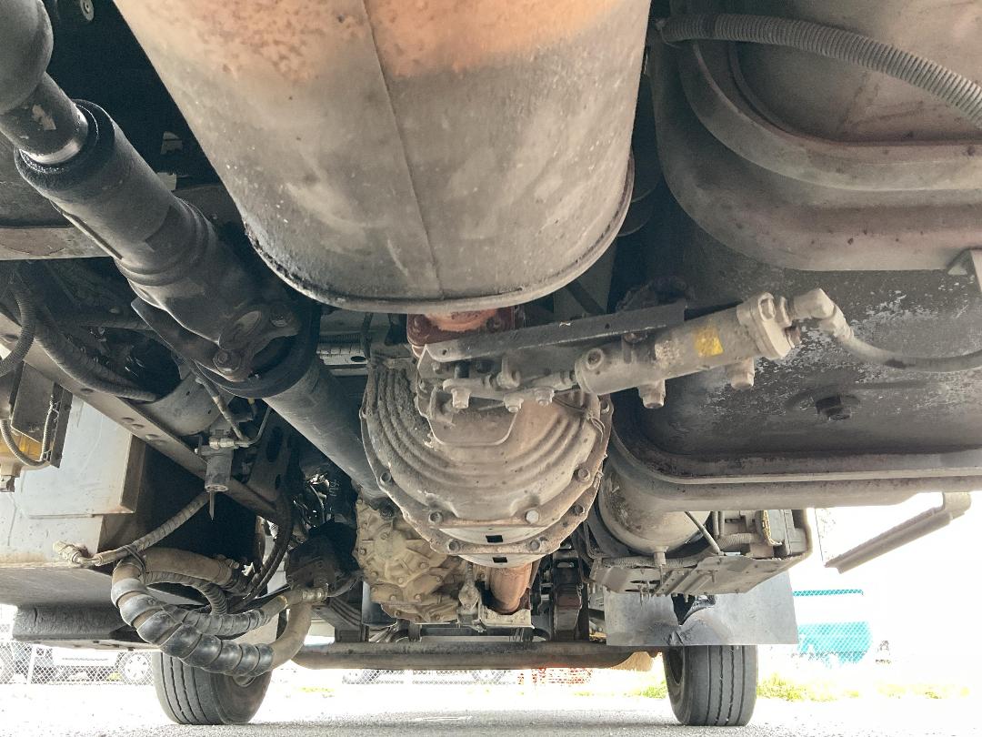 Photo '46' of Isuzu F Series FRR500 Sweeper Truck Photo '46' of Isuzu F Series FRR500 Sweeper Truck