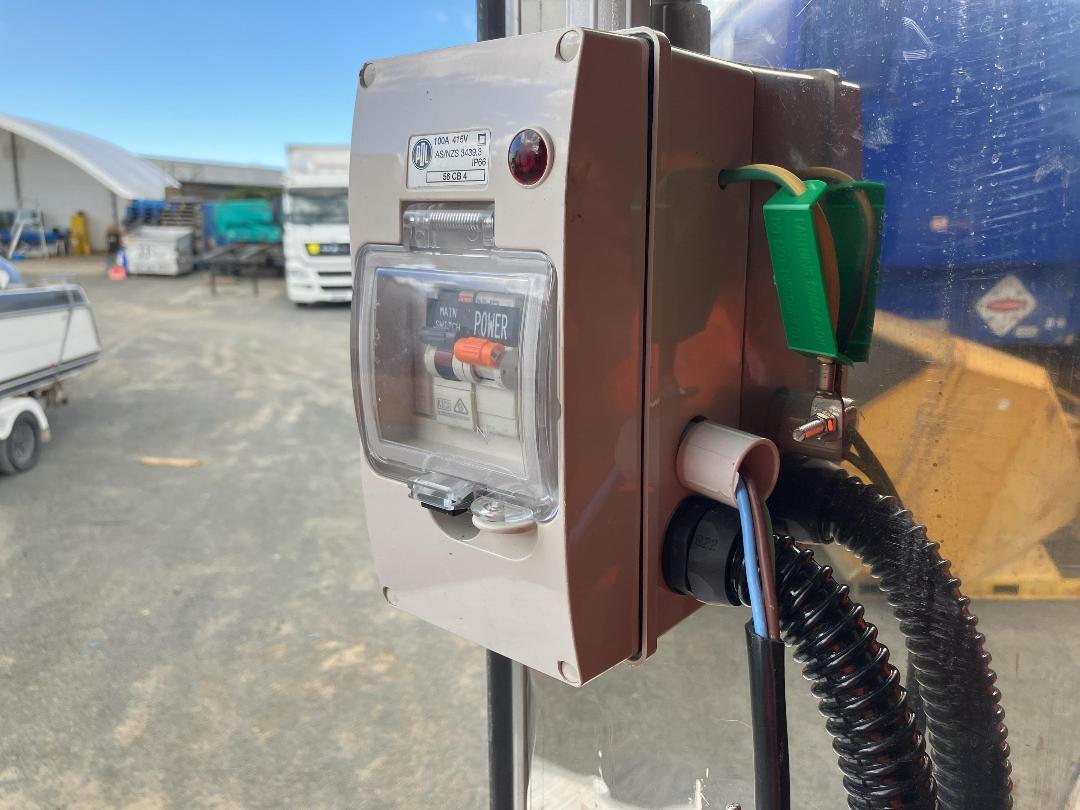 Photo '41' of Isuzu Giga Box Body Photo '41' of Isuzu Giga Box Body