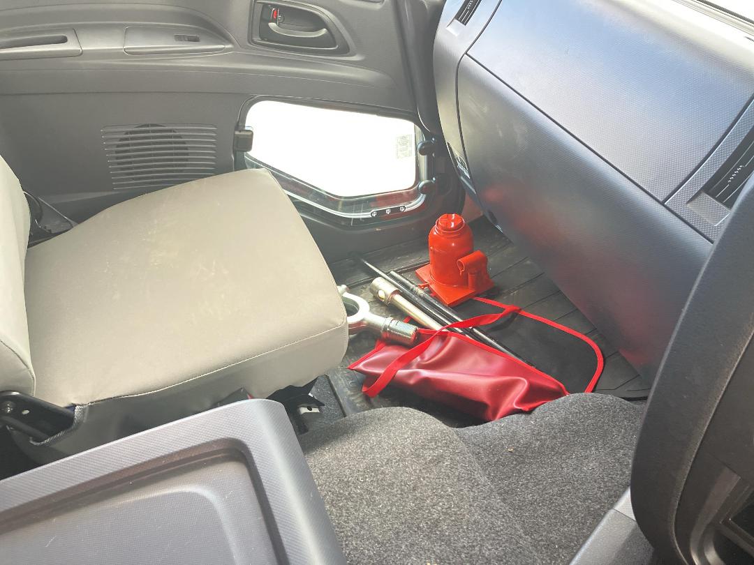 Photo '24' of Isuzu Giga Box Body Photo '24' of Isuzu Giga Box Body