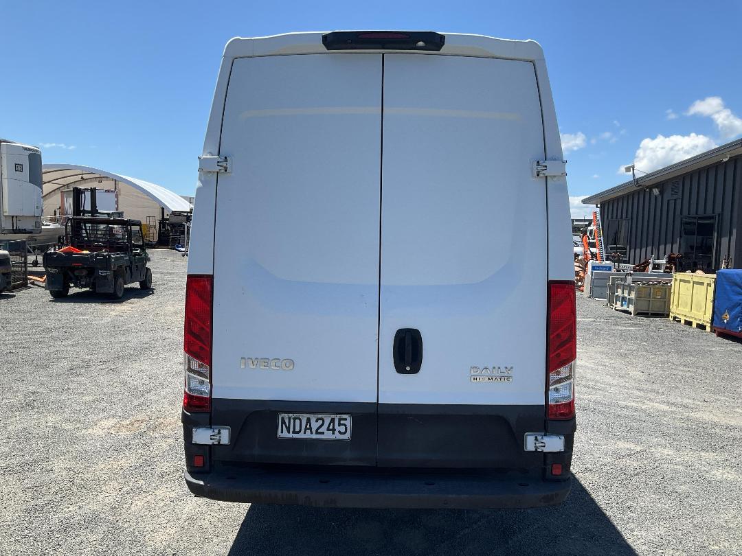 Photo '5' of Iveco Daily 50C Van
