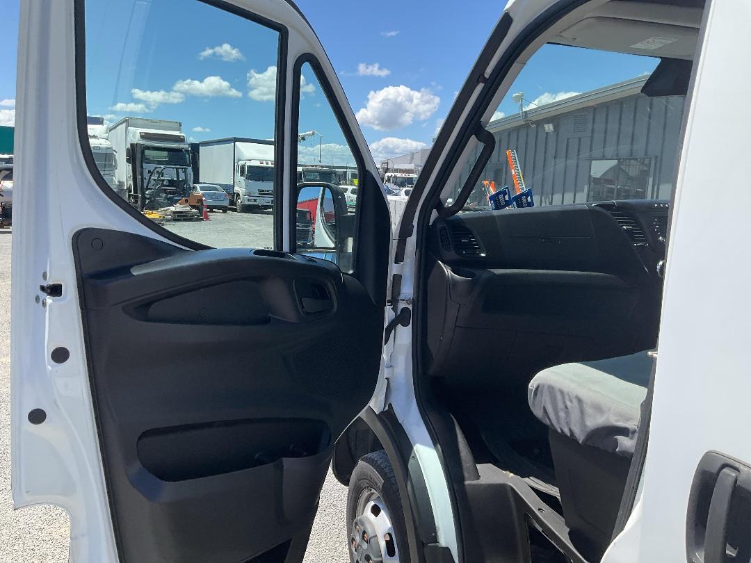 Photo '19' of Iveco Daily 50C Van