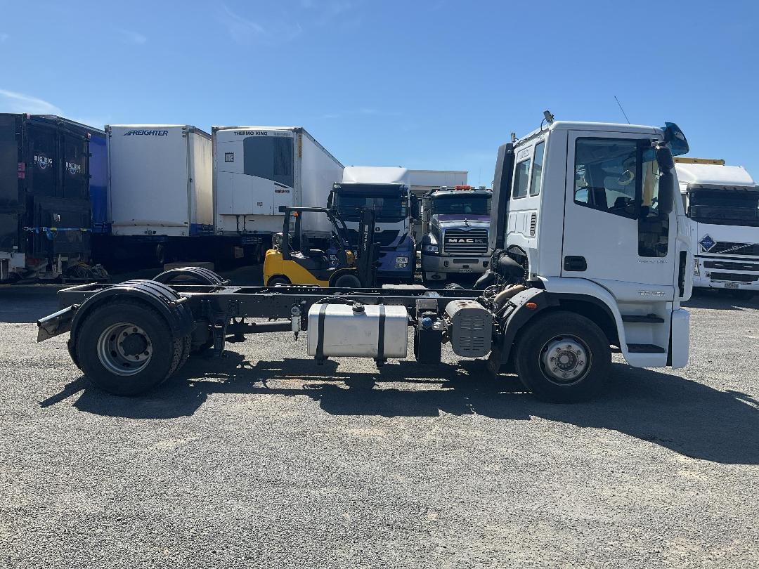 Photo '3' of Iveco Eurocargo ML160MY16 E28<1> Cab Chassis