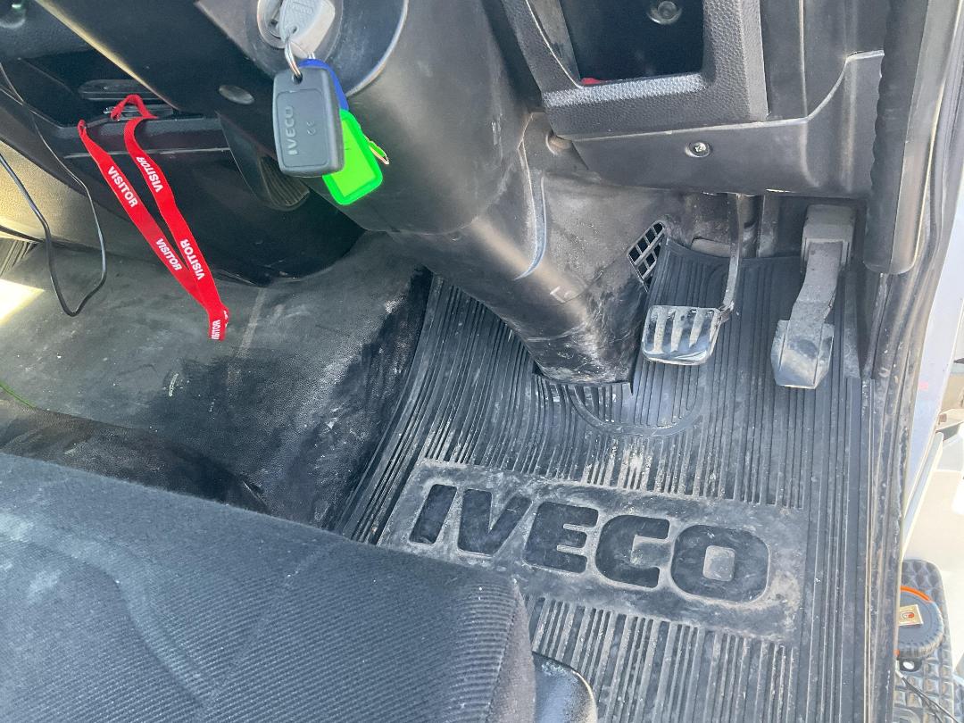 Photo '14' of Iveco Eurocargo ML160MY16 E28<1> Cab Chassis