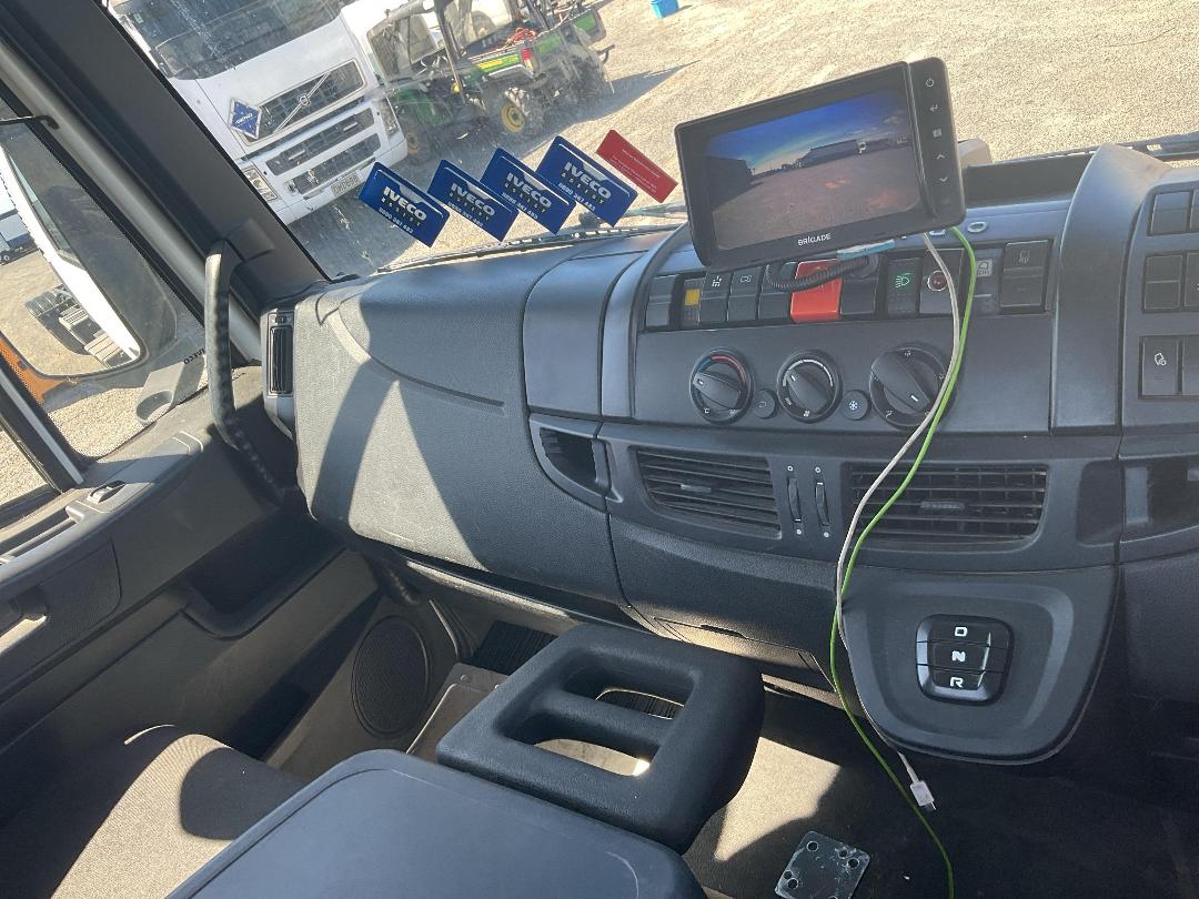 Photo '17' of Iveco Eurocargo ML160MY16 E28<1> Cab Chassis