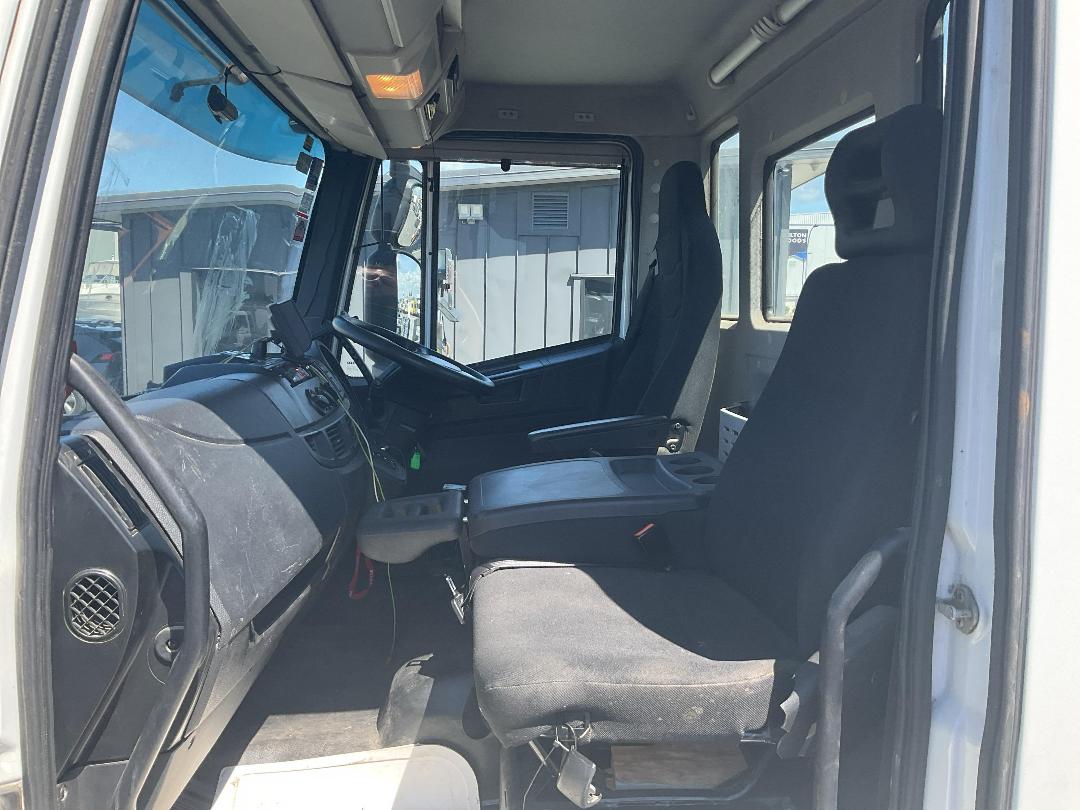 Photo '23' of Iveco Eurocargo ML160MY16 E28<1> Cab Chassis
