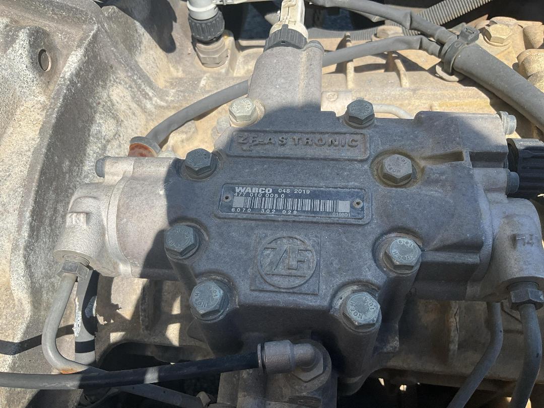 Photo '27' of Iveco Eurocargo ML160MY16 E28<1> Cab Chassis