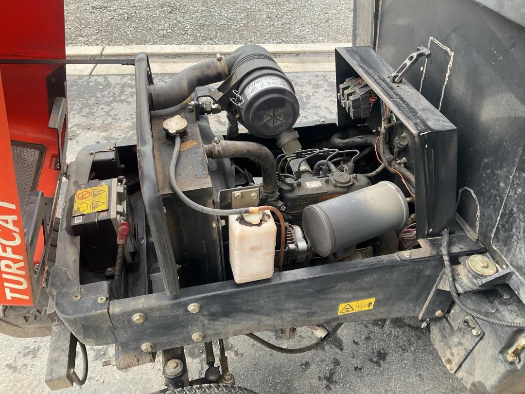 Photo '16' of Jacobsen Turfcat 628 Mower