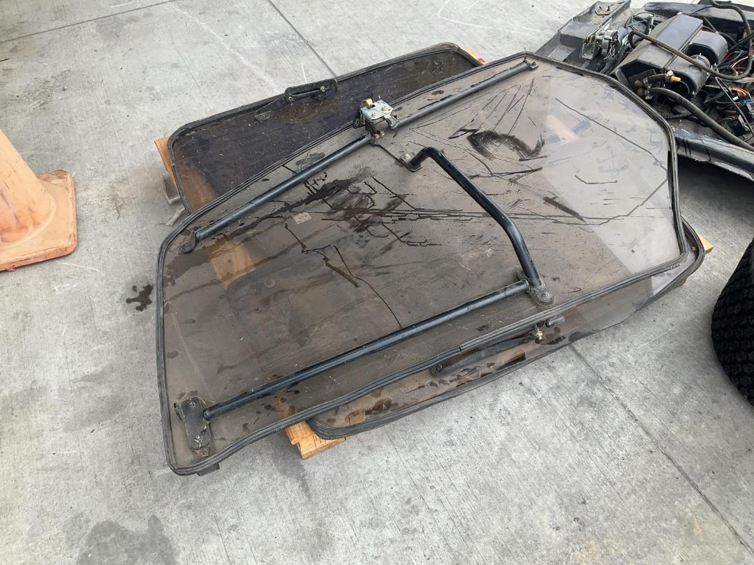 Photo '31' of Jacobsen Turfcat 628 Mower