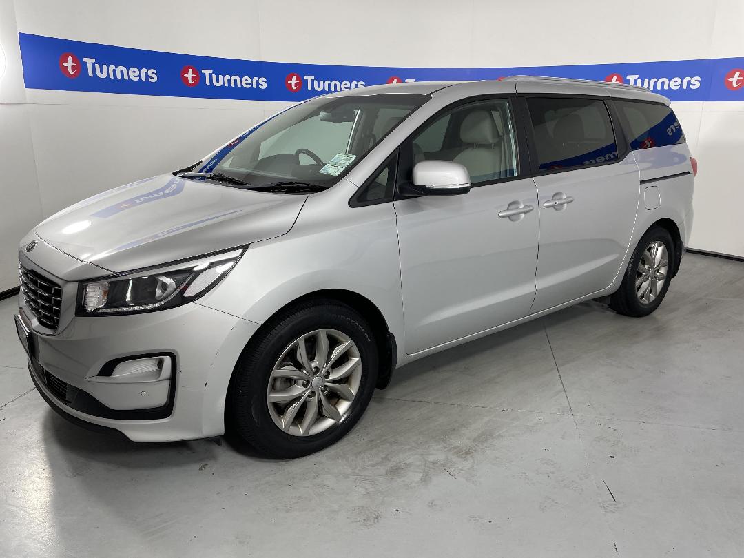 Photo '4' of KIA Carnival