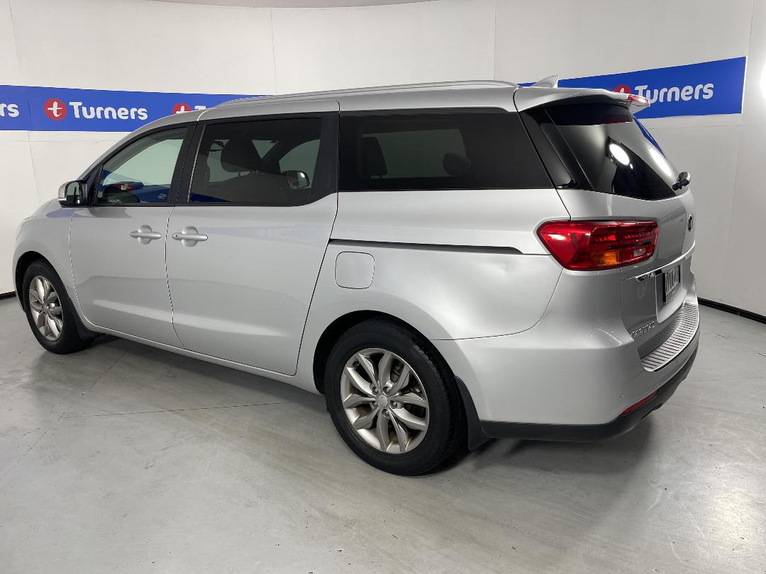 Photo '5' of KIA Carnival