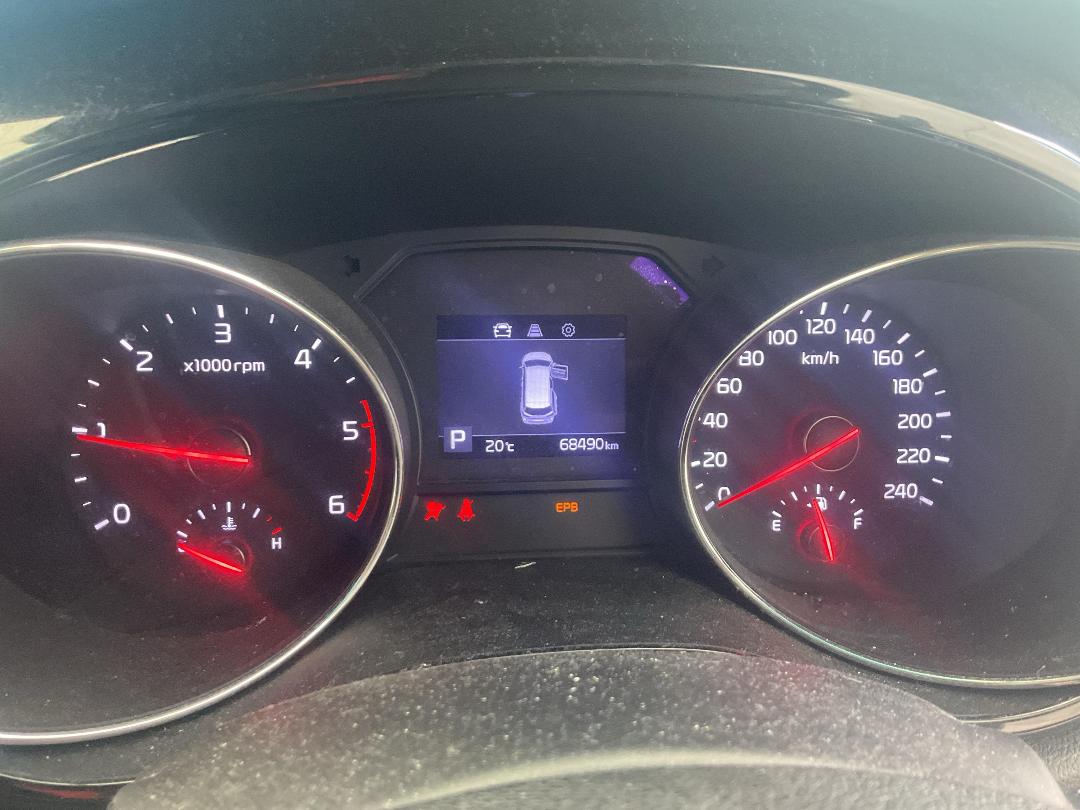 Photo '21' of KIA Carnival LTD