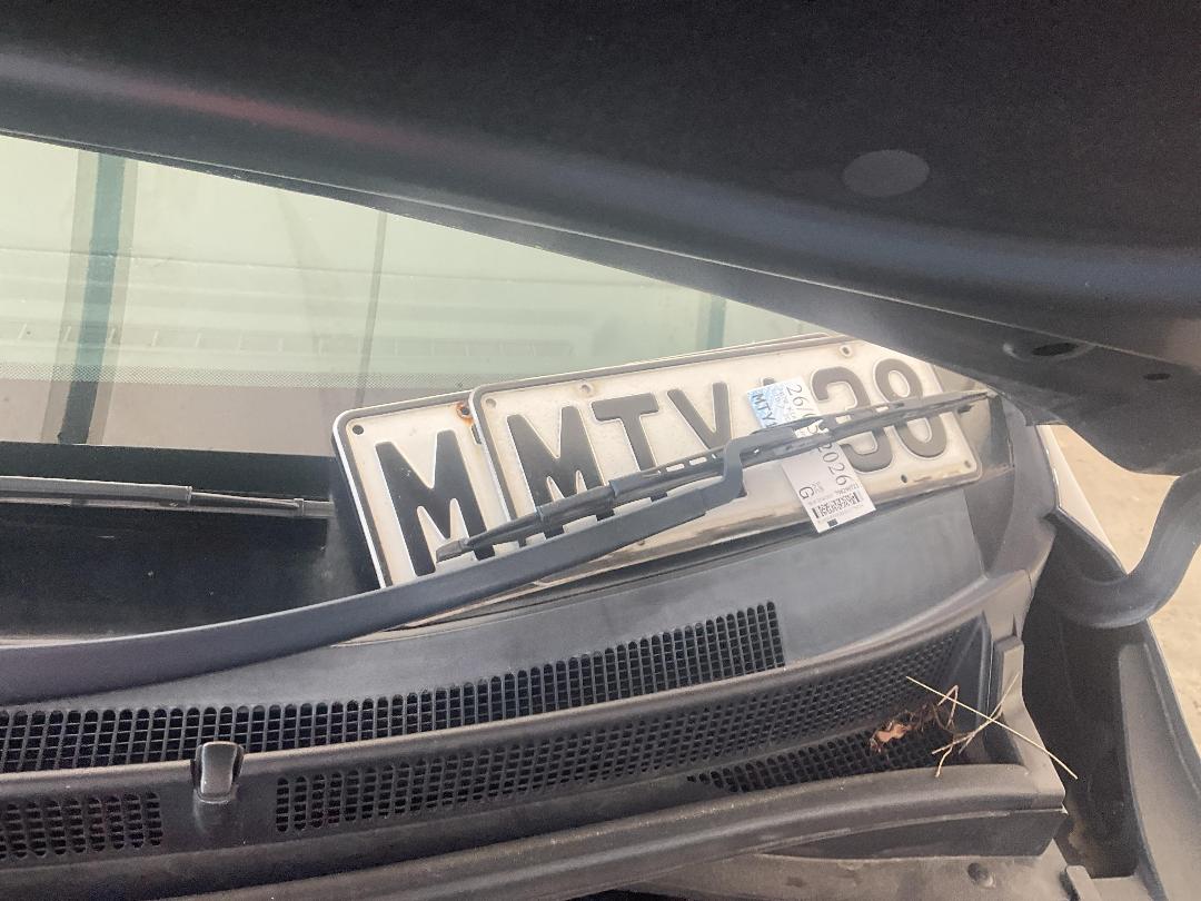 Photo '28' of KIA Carnival LTD